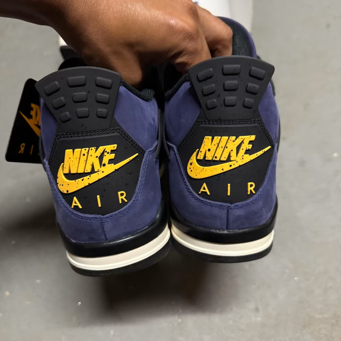 Air Jordan 4 Retro Lakers product image 4, provided for visual reference and product detail review