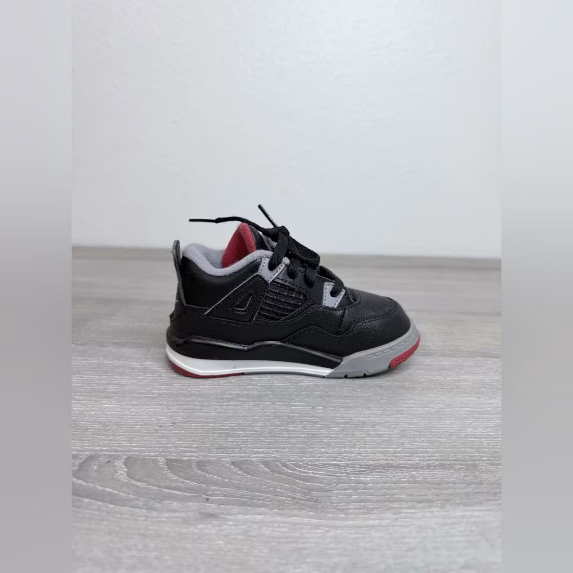 Air Jordan 4 Retro Bred Reimagined (TD) product image 4, provided for visual reference and product detail review