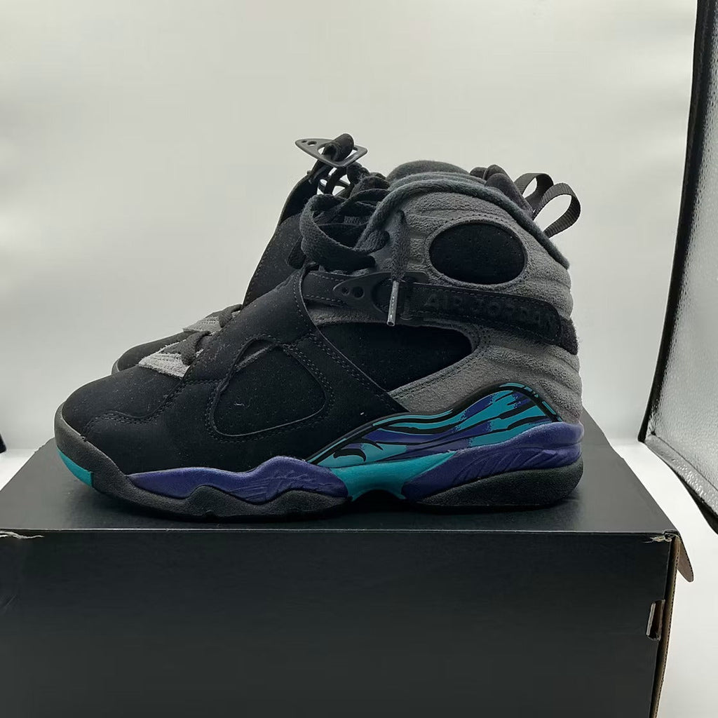Air Jordan 8 Retro Aqua (2025) (GS) product image 3, provided for visual reference and product detail review