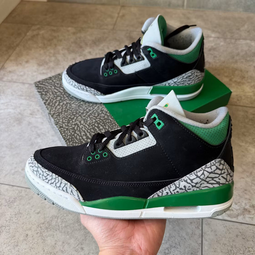 Air Jordan 3 Retro Pine Green product image 5, provided for visual reference and product detail review