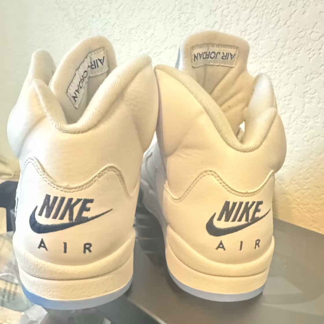 Air Jordan 5 Retro White Metallic (2026) product image 4, provided for visual reference and product detail review