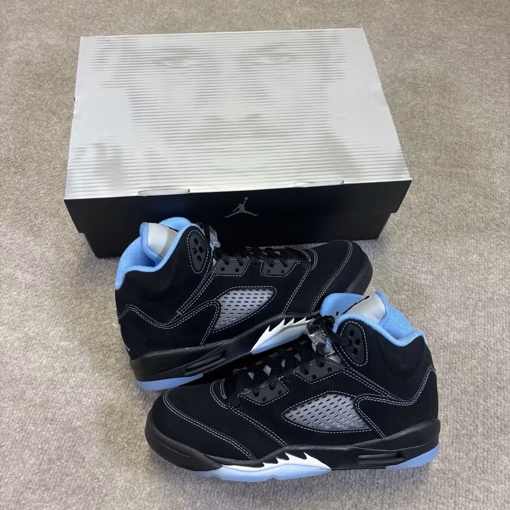 Air Jordan 5 Retro Black University Blue (2026) (GS) product image 2, provided for visual reference and product detail review