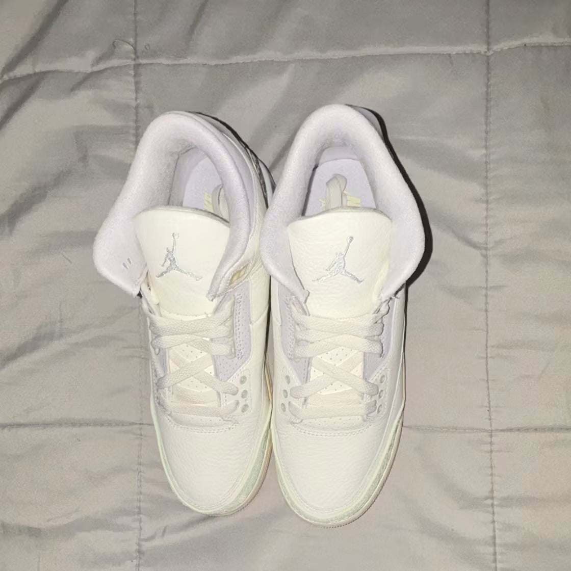 Air Jordan 3 Retro Spring Is In The Air (GS) product image 4, provided for visual reference and product detail review