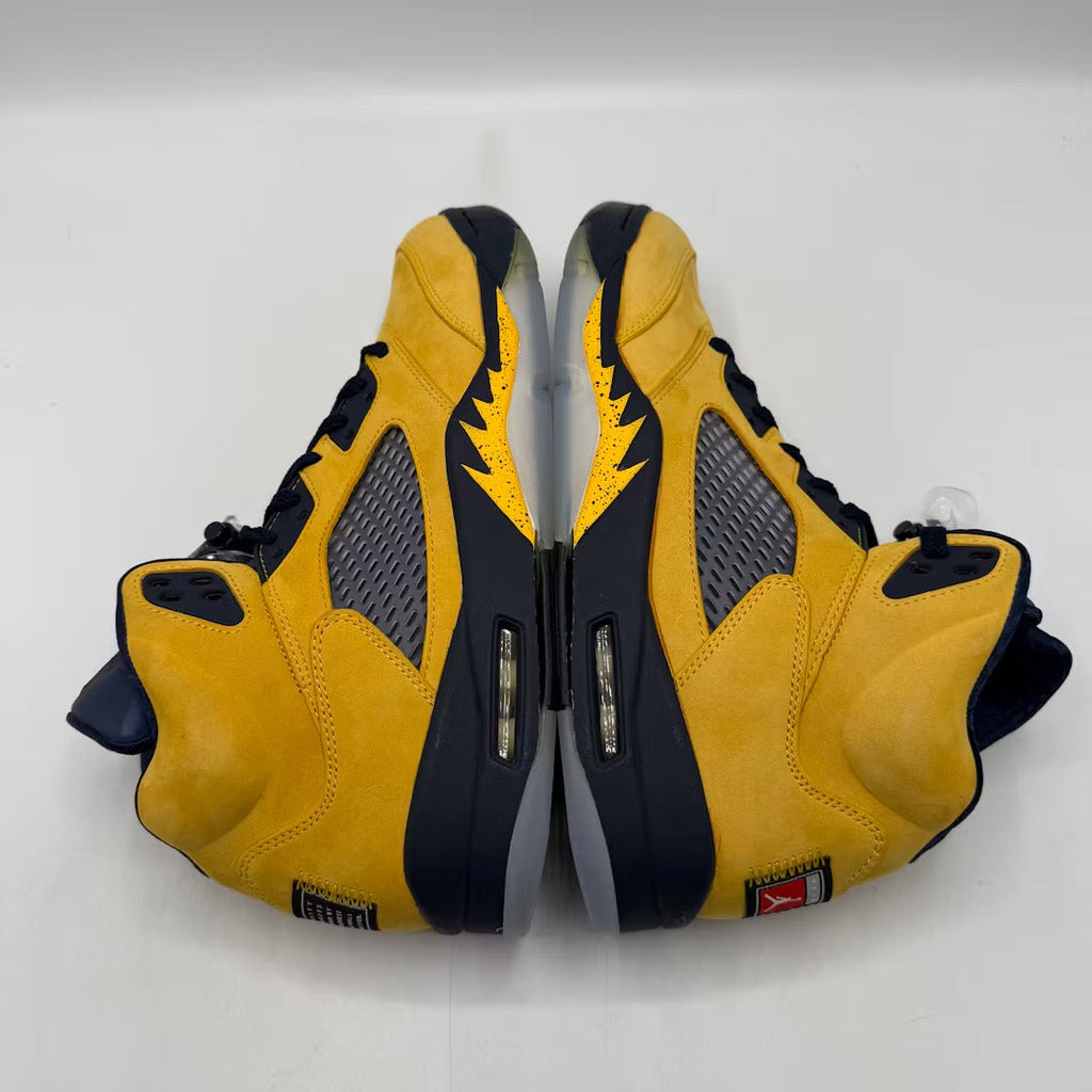 Air Jordan 5 Retro Michigan (2019) product image 3, provided for visual reference and product detail review