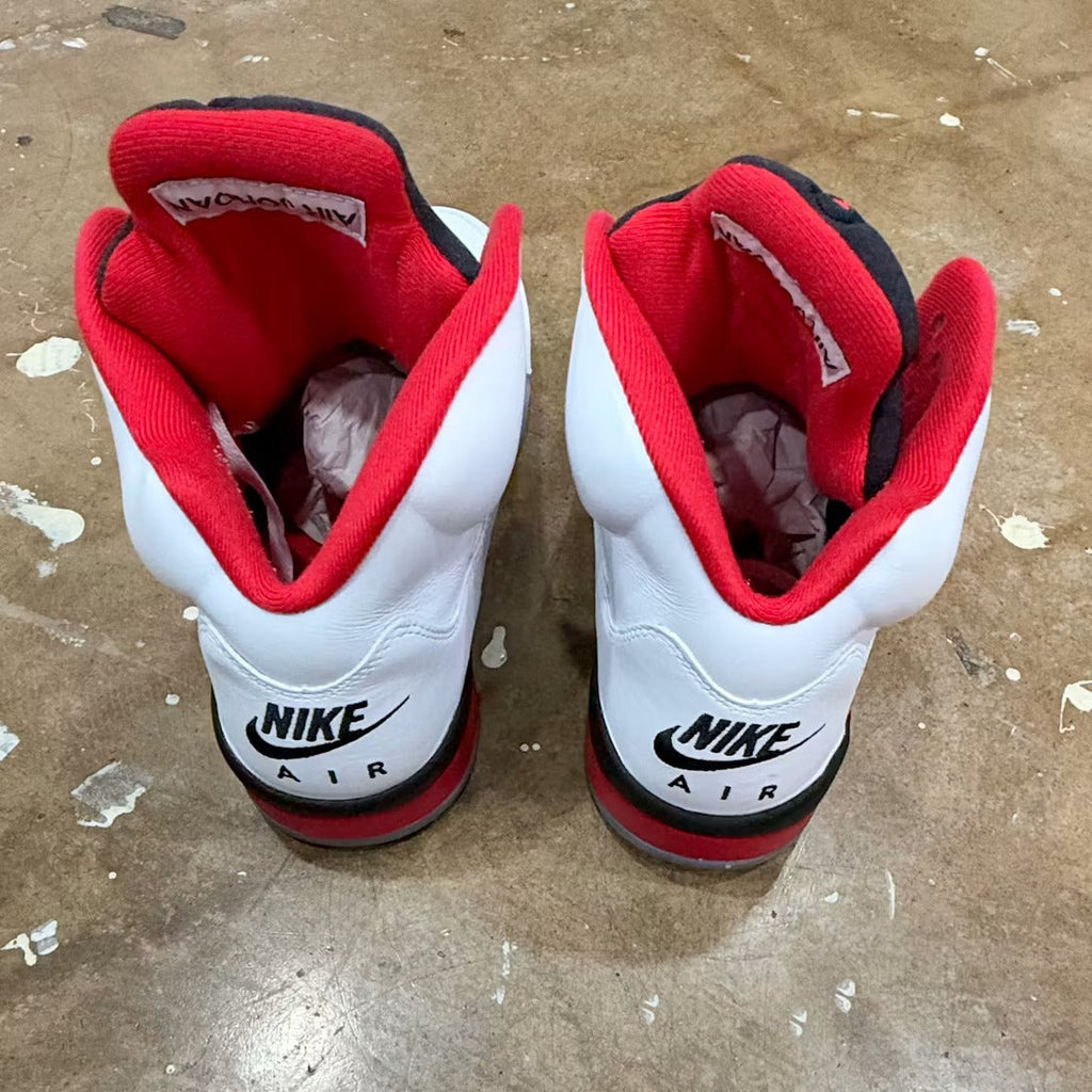 Air Jordan 5 Retro Fire Red Black Tongue (2025) product image 3, provided for visual reference and product detail review