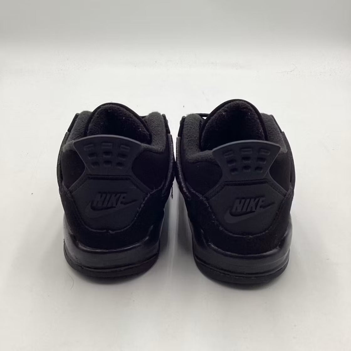 Air Jordan 4 Retro Black Cat (2025) (TD) product image 4, provided for visual reference and product detail review