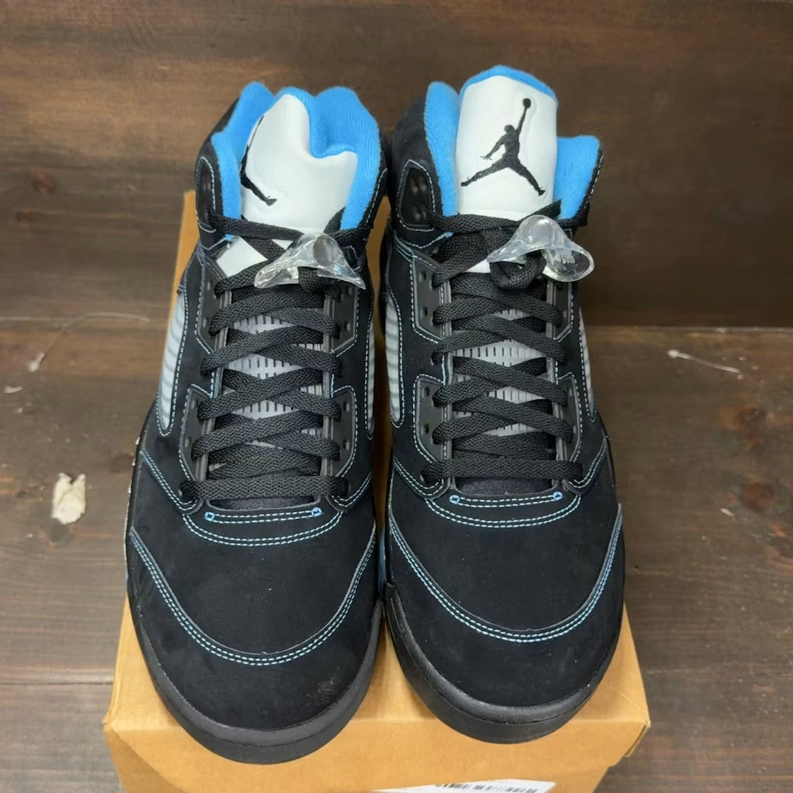Air Jordan 5 Retro Black University Blue (2026) product image 3, provided for visual reference and product detail review