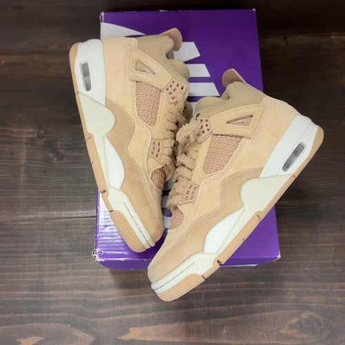 Air Jordan 4 Retro Cozy Girl (Women) product image 2, provided for visual reference and product detail review