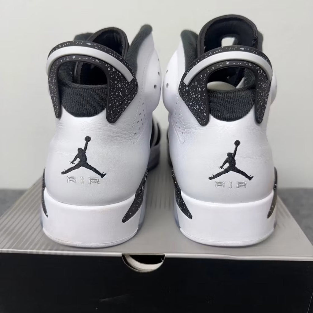 Air Jordan 6 Retro Oreo (2026) product image 6, provided for visual reference and product detail review