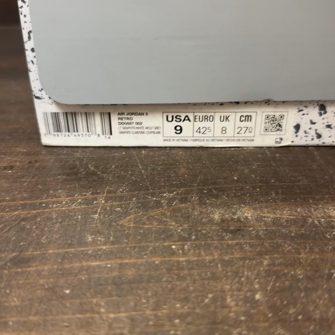 Air Jordan 5 Retro Wolf Grey (2026) product image 6, provided for visual reference and product detail review