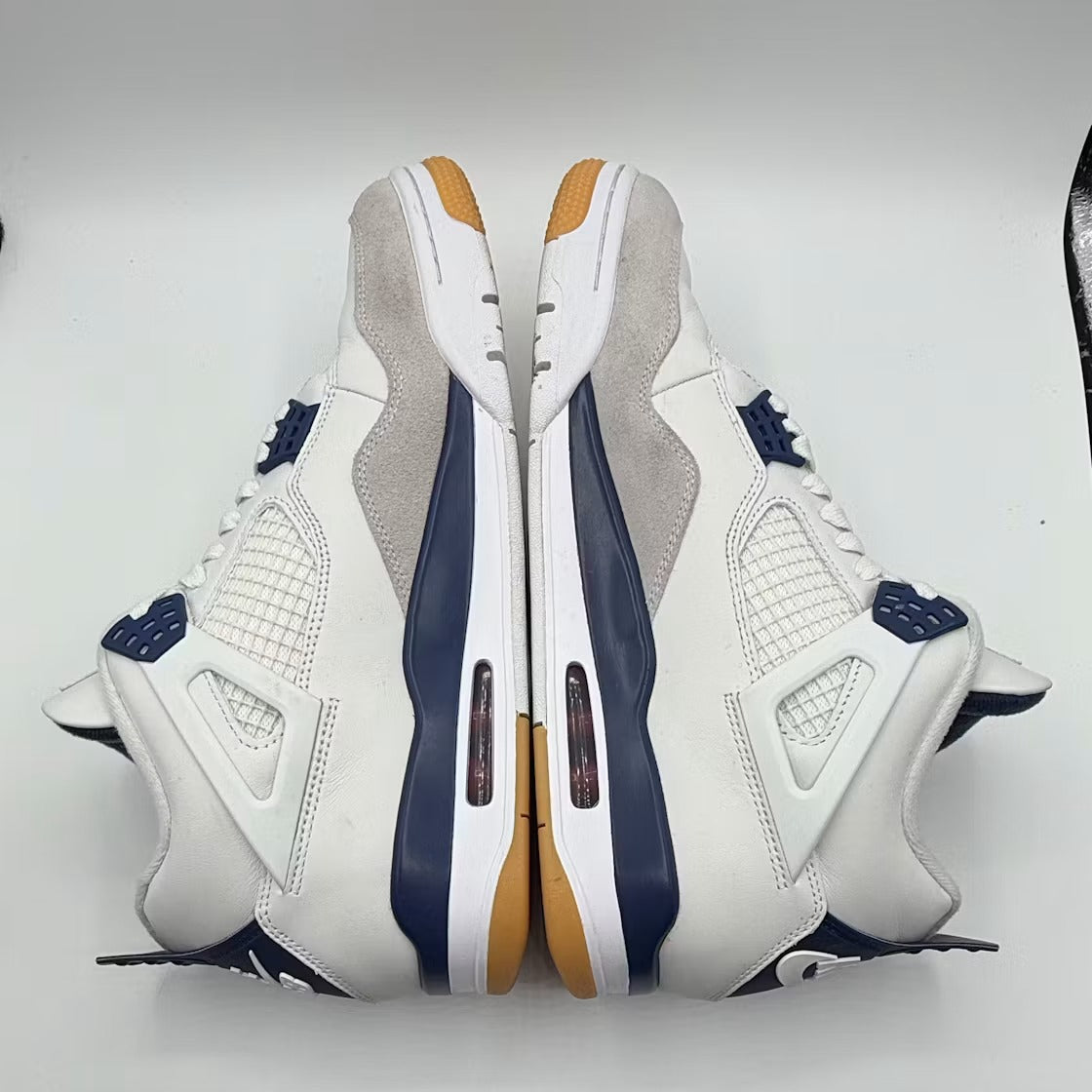 Air Jordan 4 Retro SB Navy product image 5, provided for visual reference and product detail review