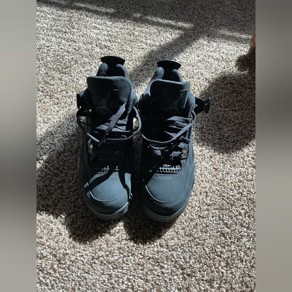 Air Jordan 4 Retro Black Cat (2025) (GS) product image 2, provided for visual reference and product detail review
