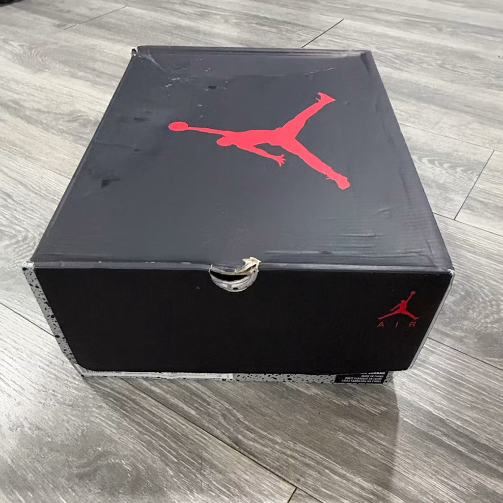 Air Jordan 6 Retro Bordeaux product image 4, provided for visual reference and product detail review