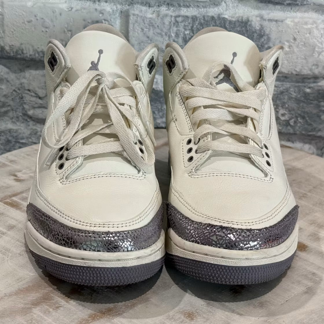 Air Jordan 3 Retro Sail Cement Grey (Women) product image 3, provided for visual reference and product detail review