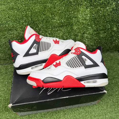 Air Jordan 4 Retro Fire Red (2020) (GS) product image 2, provided for visual reference and product detail review
