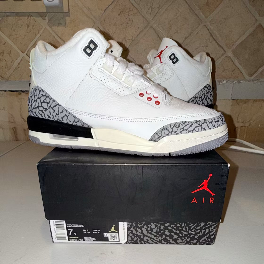 Air Jordan 3 Retro White Cement Reimagined (GS) product image 2, provided for visual reference and product detail review