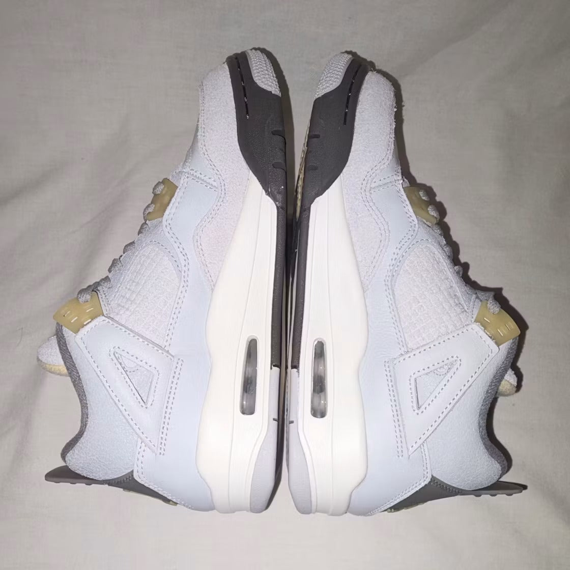 Air Jordan 4 Retro SE Craft Photon Dust (GS) product image 6, provided for visual reference and product detail review