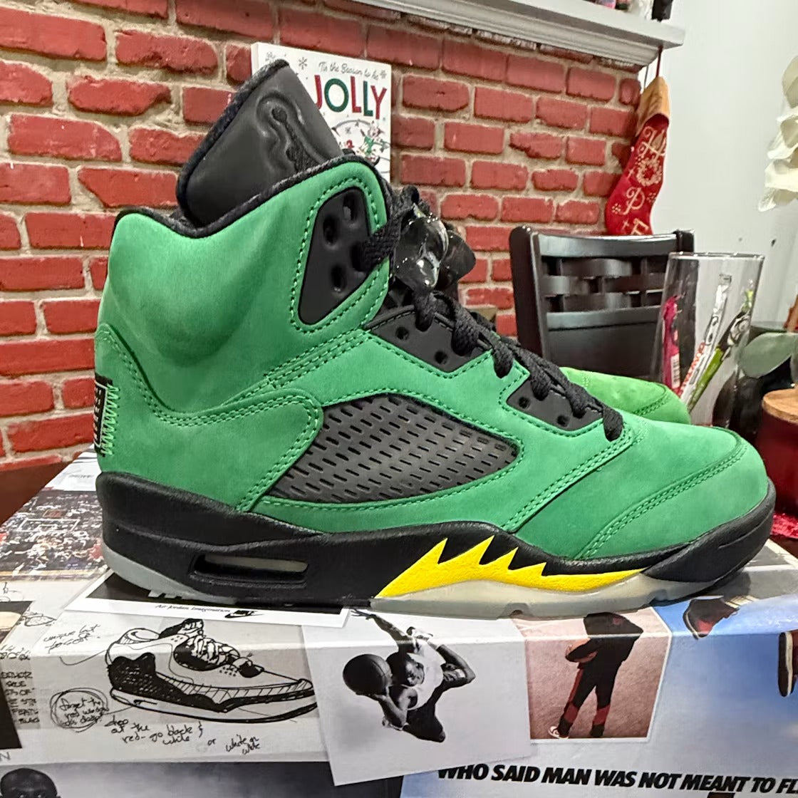 Air Jordan 5 Retro SE Oregon product image 2, provided for visual reference and product detail review