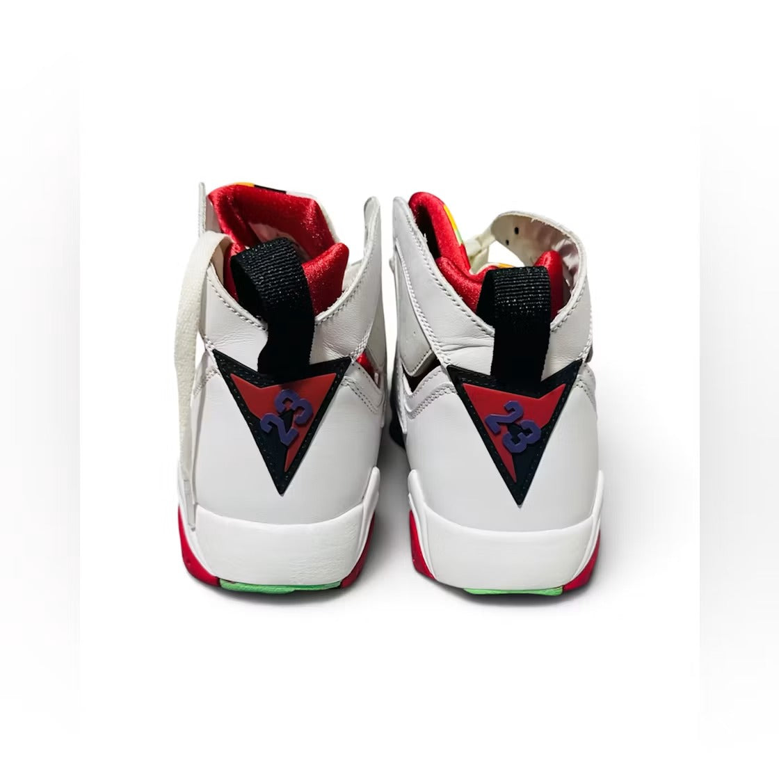 Air Jordan 6 Retro Hare product image 2, provided for visual reference and product detail review