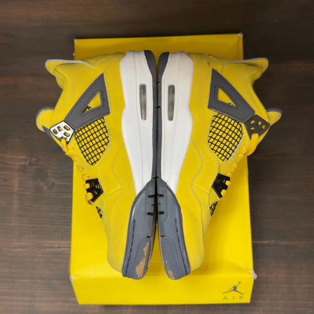 Air Jordan 4 Retro Lightning (2021) (GS) product image 4, provided for visual reference and product detail review