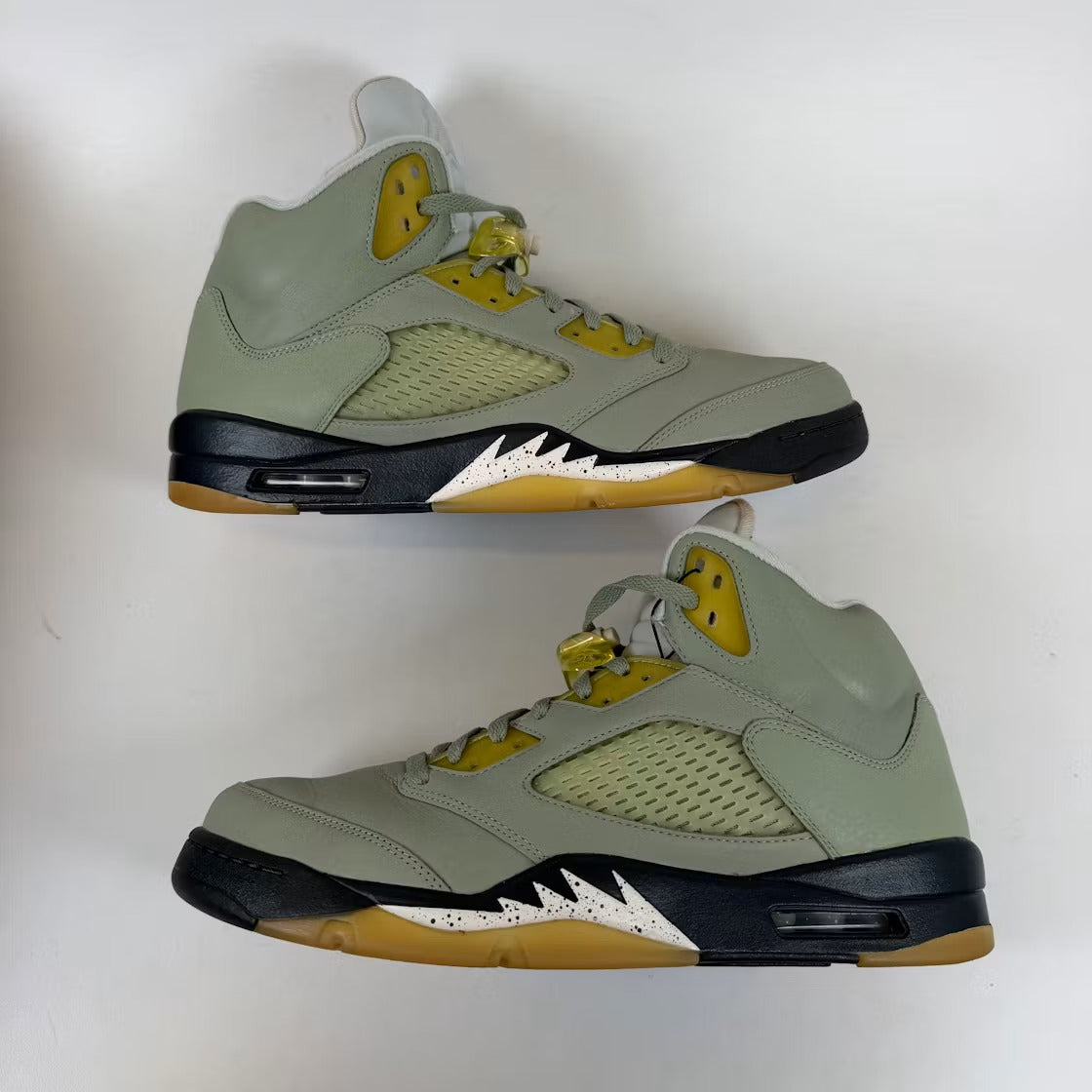 Air Jordan 5 Retro Jade Horizon product image 3, provided for visual reference and product detail review