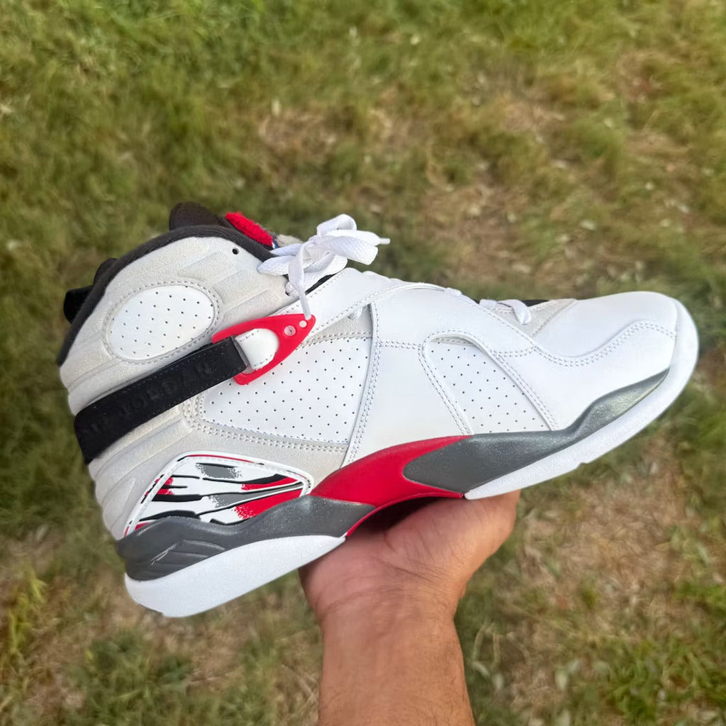 Air Jordan 8 Retro White True Red (2025) product image 6, provided for visual reference and product detail review