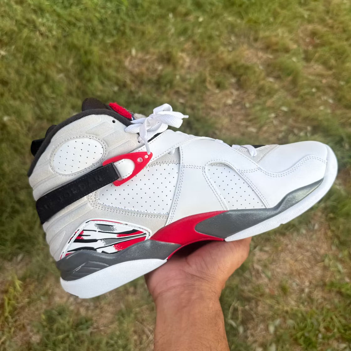 Air Jordan 8 Retro White True Red (2025) product image 6, provided for visual reference and product detail review