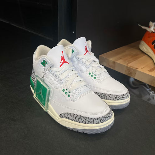 Air Jordan 3 Retro Lucky Green (Women) product image 2, provided for visual reference and product detail review