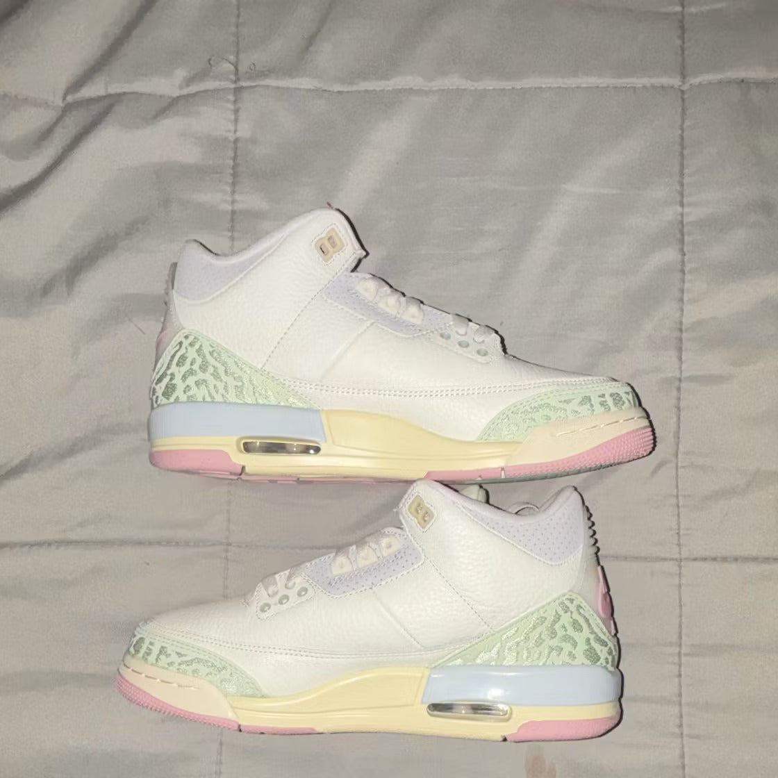 Air Jordan 3 Retro Spring Is In The Air (GS) product image 2, provided for visual reference and product detail review