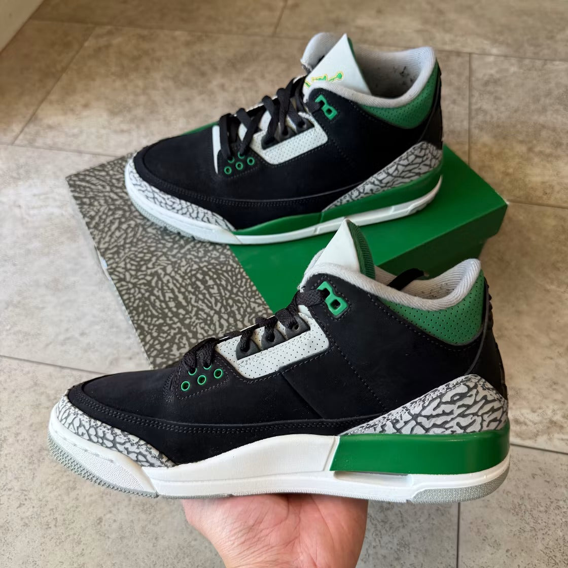 Air Jordan 3 Retro Pine Green product image 4, provided for visual reference and product detail review
