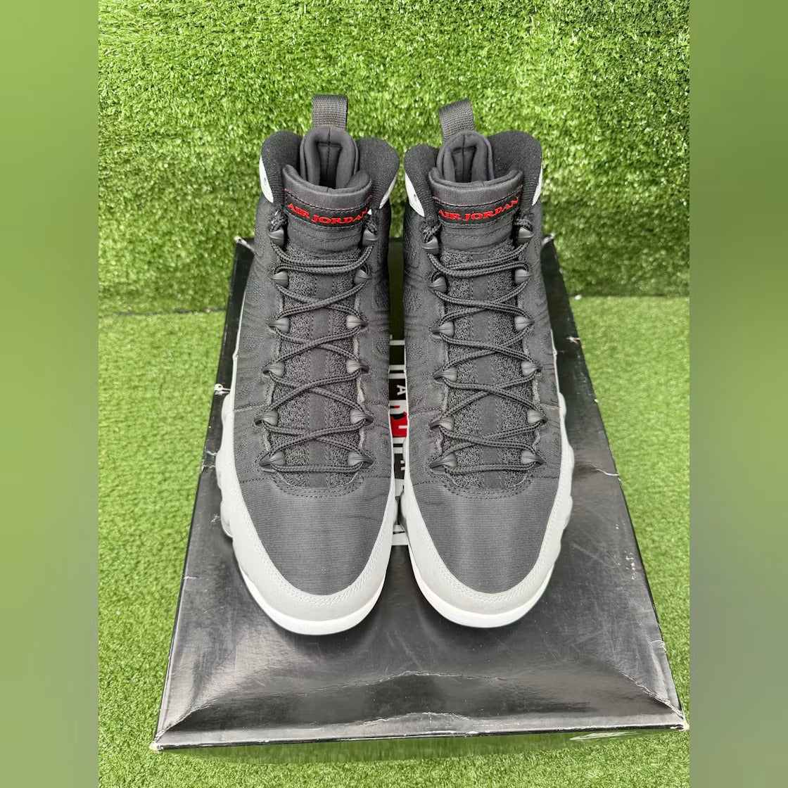 Air Jordan 9 Retro Particle Grey product image 3, provided for visual reference and product detail review