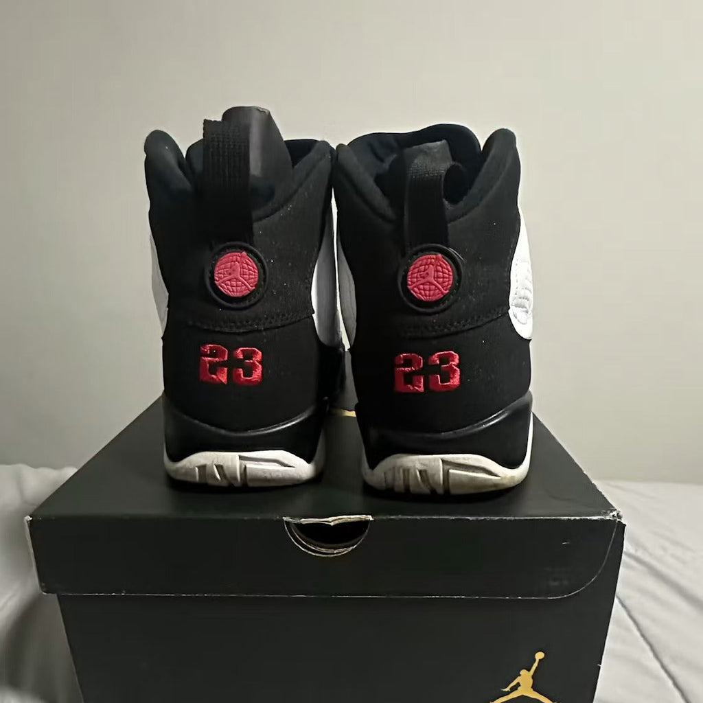 Air Jordan 9 Retro OG (2016) product image 4, provided for visual reference and product detail review