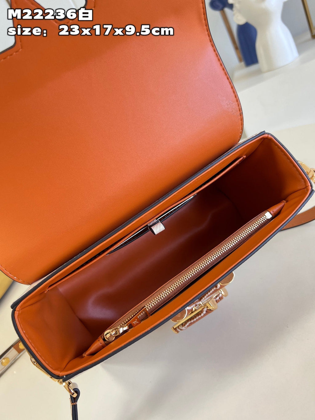 LV Twist MM Epi Leather Handle Crossbody Bag with LV Twist Lock White Quartz product image 5, provided for visual reference