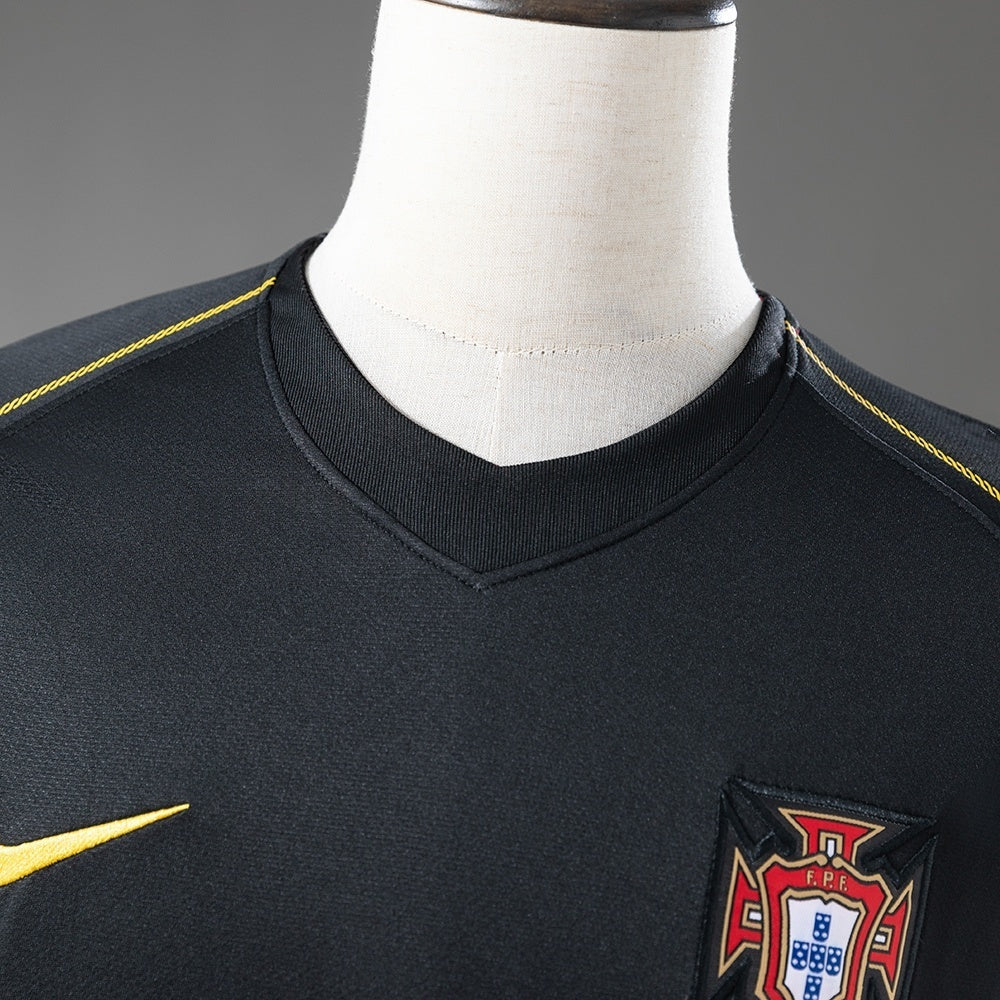 Retro Portugal Away Jersey 2006 Long Sleeves Football Kit product image 8