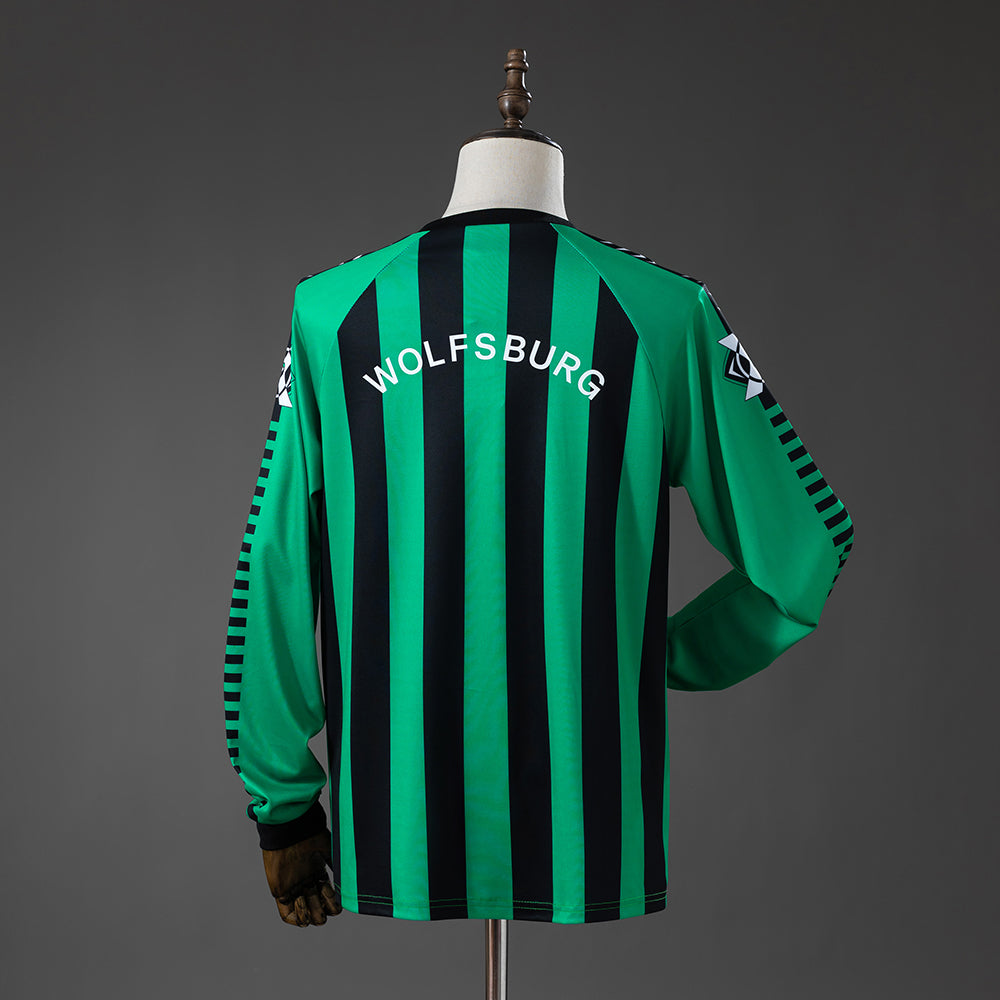 Wolfsburg Away Jersey 1995-1996 Retro Long Sleeves Football product image 2