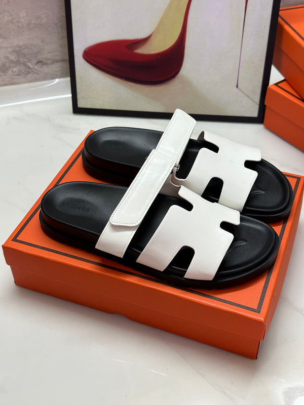 MJHS1 Unisex Leather Slippers product image 6, provided for visual reference and product detail review