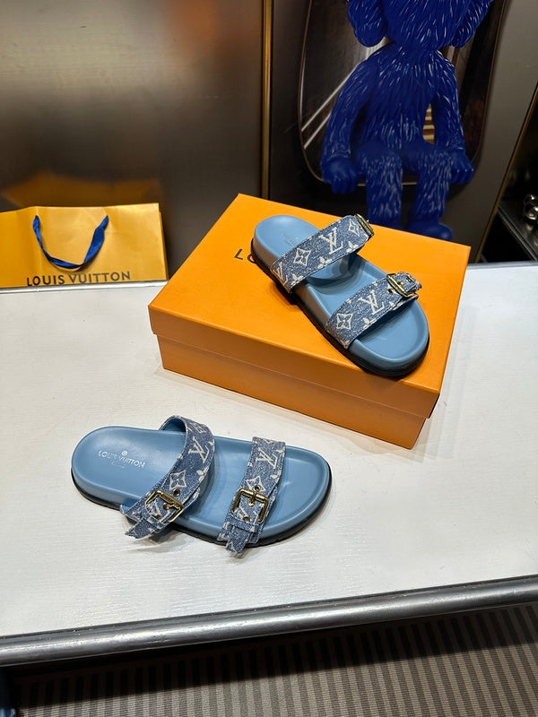 MLS4 Unisex Slippers product image 18, provided for visual reference and product detail review