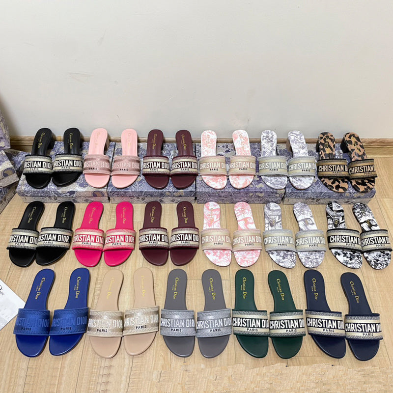 MDS3 Women Slippers product image 1, provided for visual reference and product detail review