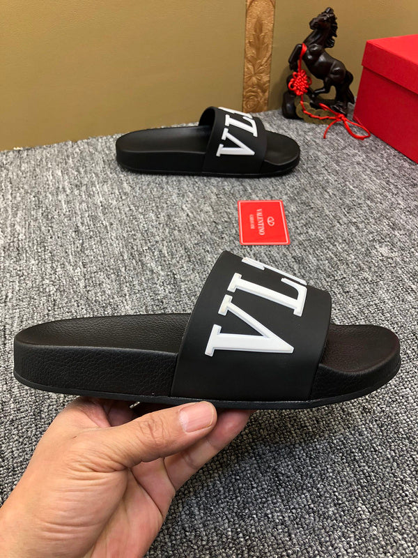 YVS3 Unisex Leather Slippers product image 6, provided for visual reference and product detail review