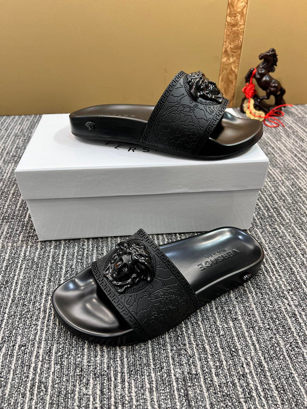 YVS7 Unisex Leather Slippers product image 5, provided for visual reference and product detail review