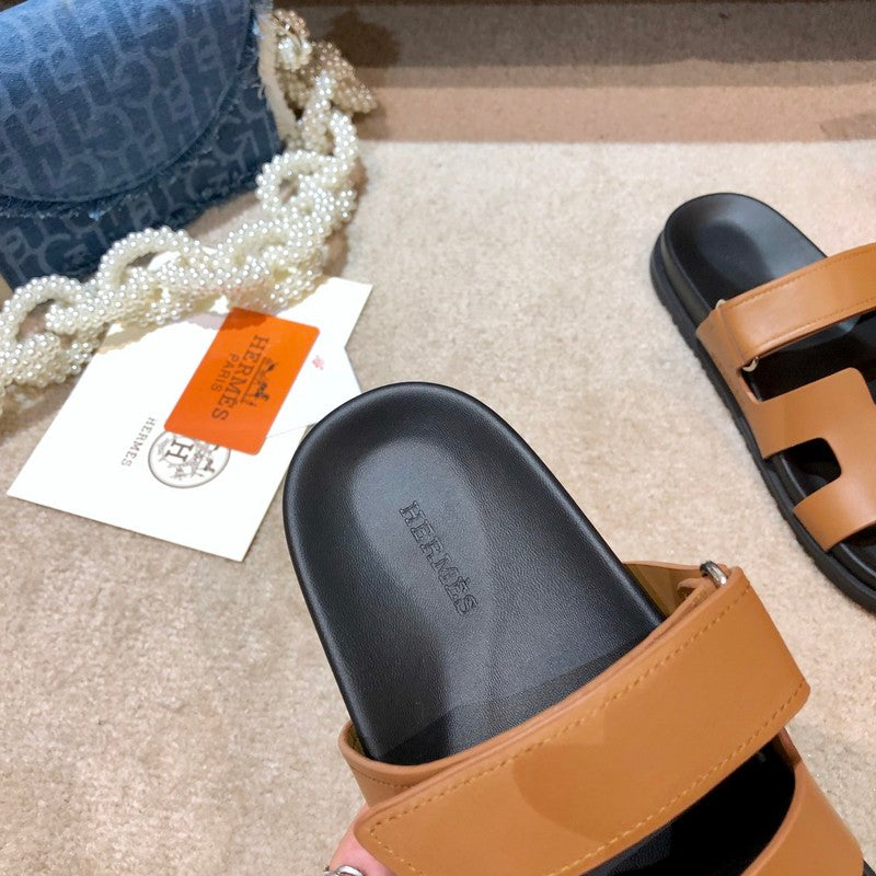MJHS1 Unisex Leather Slippers product image 17, provided for visual reference and product detail review