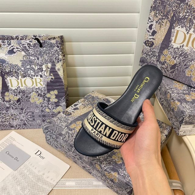 MDS3 Women Slippers product image 52, provided for visual reference and product detail review