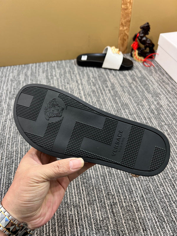 YVS7 Unisex Leather Slippers product image 8, provided for visual reference and product detail review