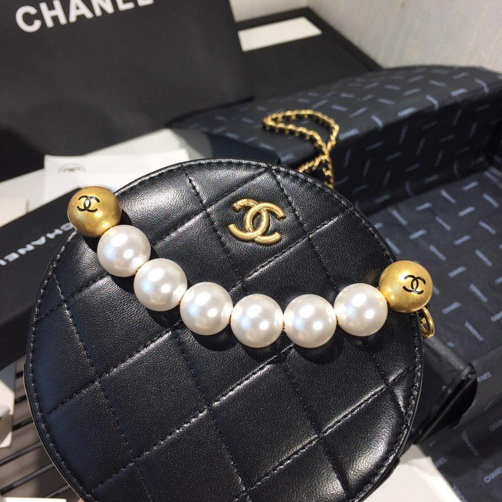 Chanel Pearl Round Clutch with Chain - Black product image 1, provided for visual reference and product detail review