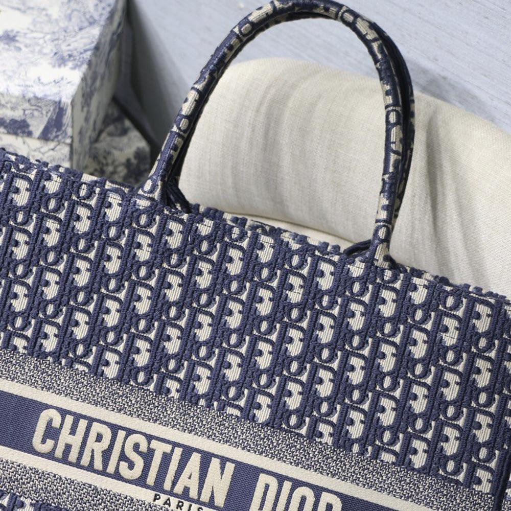 Dior Book Tote Blue product image 6, provided for visual reference and product detail review