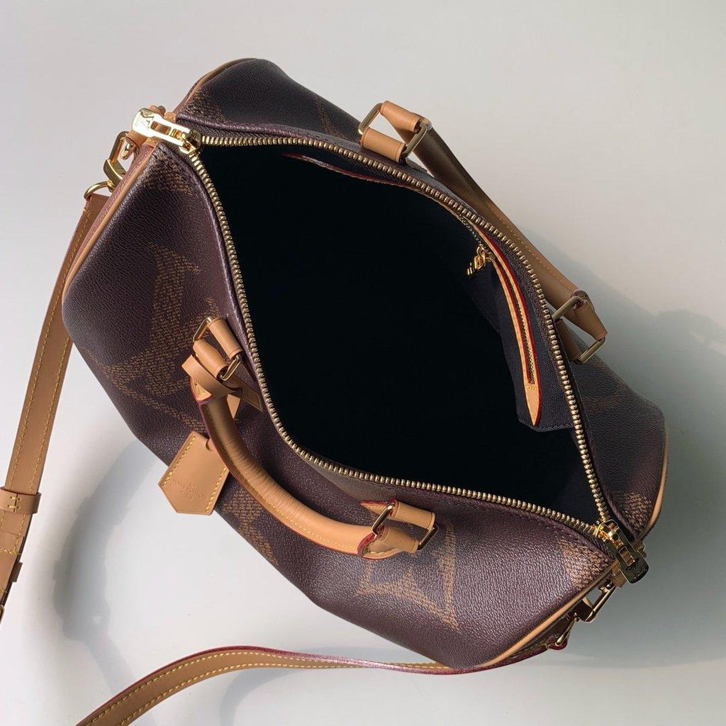 Louis Vuitton Giant Monogram Speedy Bag product image 4, provided for visual reference and product detail review