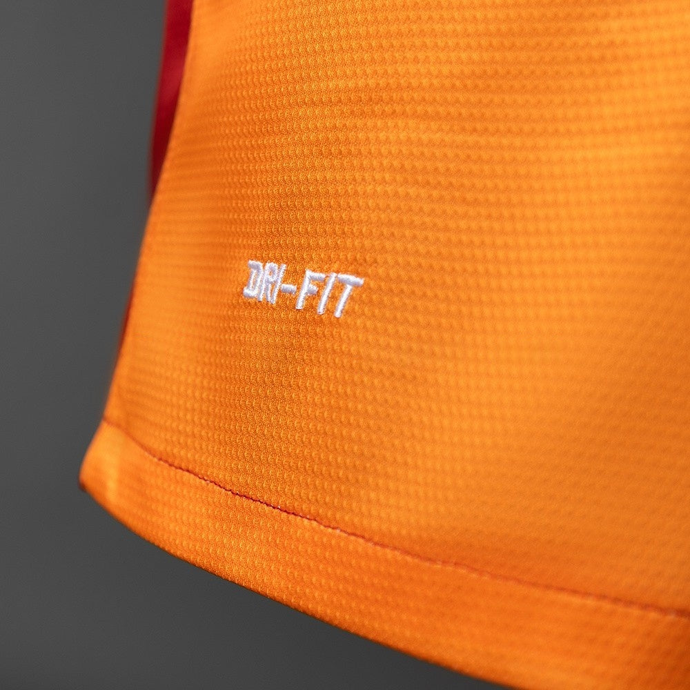 Galatasaray Jersey 2013-14 Home Retro Football Kit product image 3