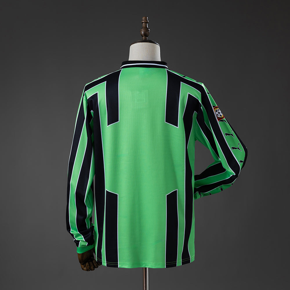 Wolfsburg Away Jersey 1999-2000 Retro Long Sleeves Football product image 2
