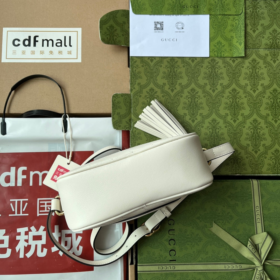 Gucci Blondie Small Shoulder White Leather Bag product image 5, provided for visual reference and product detail review