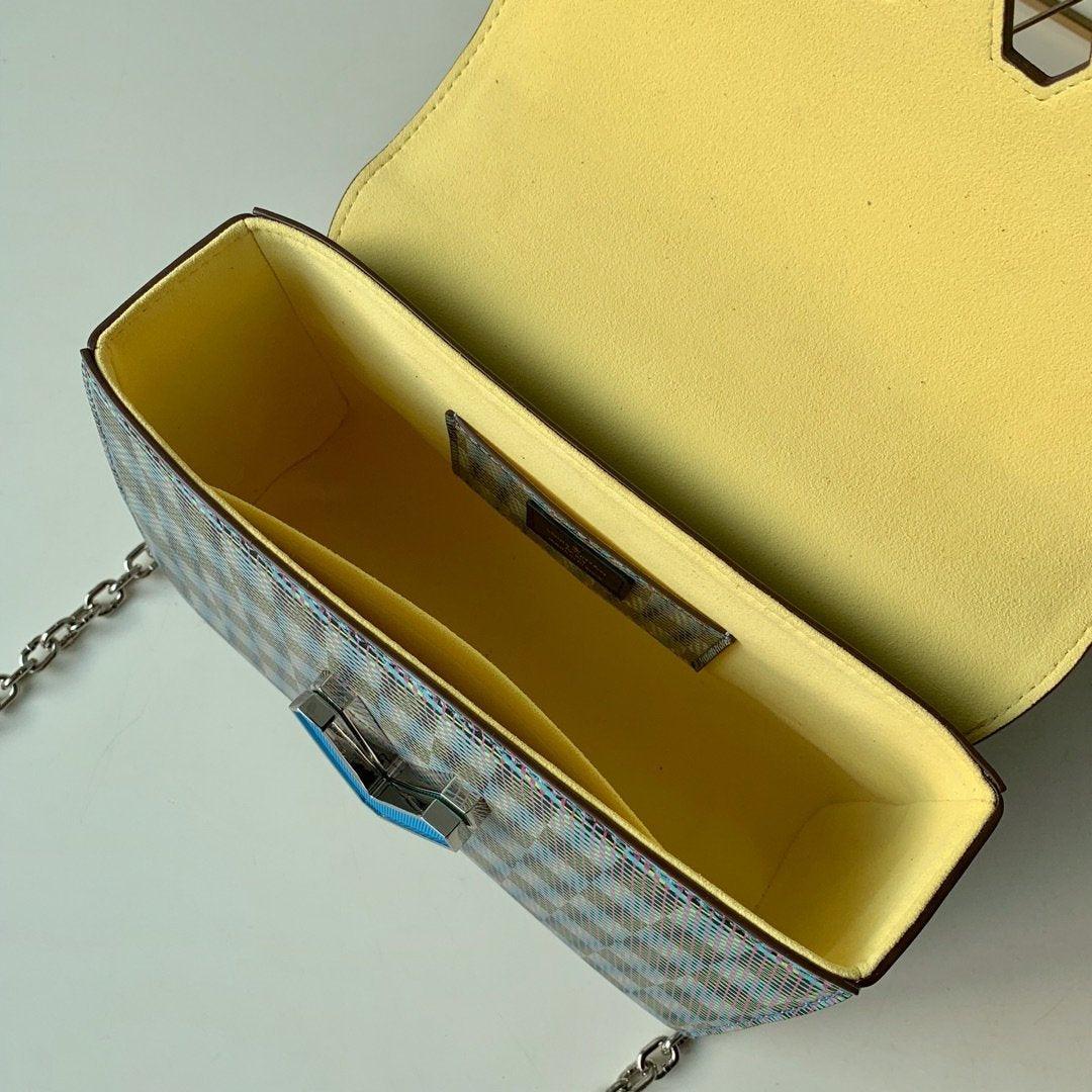Louis Vuitton Twist MM Shoulder Bag product image 6, provided for visual reference and product detail review